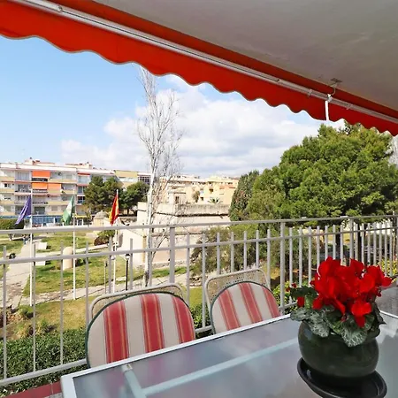 Del Parque Flats Castillo Apartment *