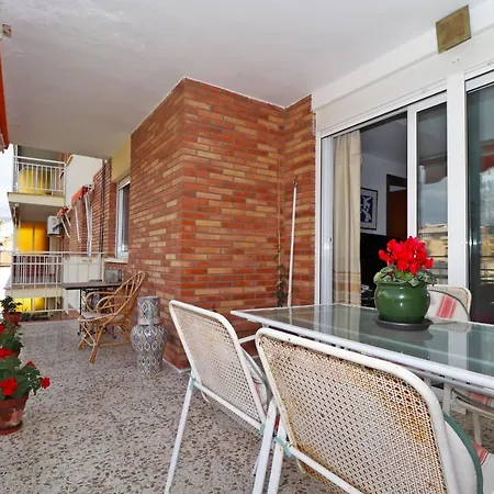 Del Parque Flats Castillo Apartment